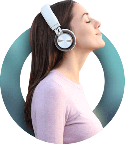 womanWithEarphones